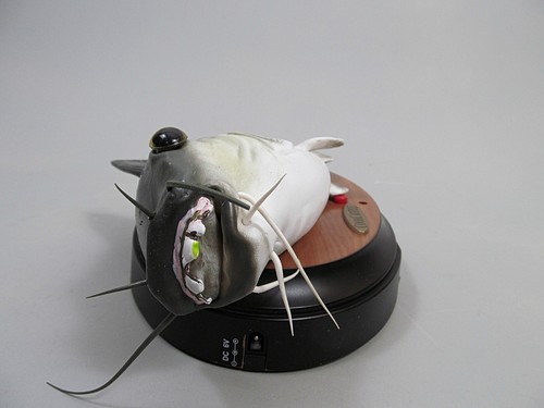 Gemmy Cool Catfish Singing Talking Animated Parts DOESN"T MOVE READ DESCRIPTION - Picture 3 of 7