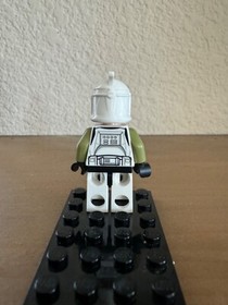 LEGO Star Wars Clone Trooper Sergeant Minifigure sw0438 75000 Green Markings