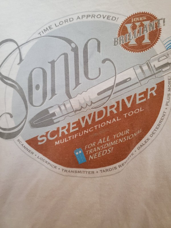 Doctor Who Sonic Screwdriver T Shirt by Tee Fury - Adult XXL Good condition 