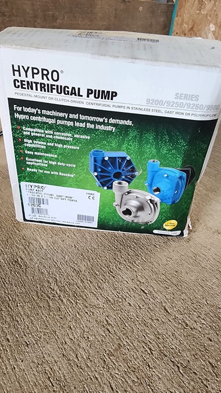 New Hypro Cast Iron Centrifugal Pump 9203c Outlet 1 ½" NPT inlet, 1 ¼"  Outlet