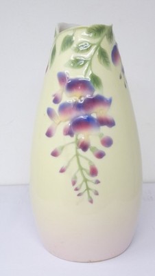 Franz Porzellan Vase Glyzinien Relief Design 19 cm gelb und rosa glasiert FZ00305