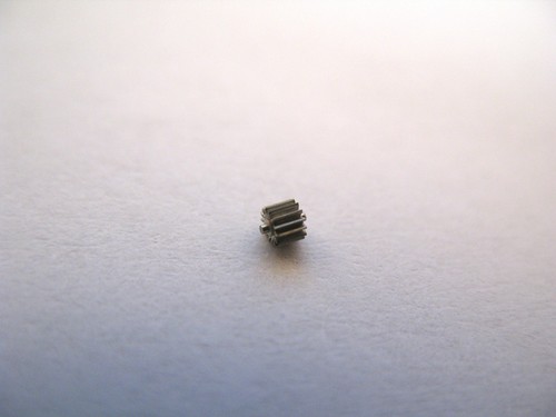 JAEGER LE COULTRE 815,825 ASSORTED ALARM MOVEMENT PARTS - Picture 4 of 9