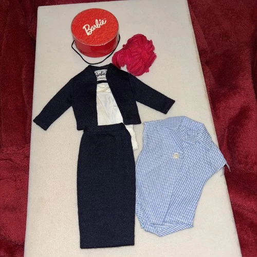 Vintage Barbie #916 Commuter Set R Labelled - Hat And Hat Box minty