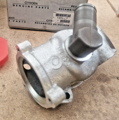 Citroen BX C15 Xantia ZX XUD7 XUD9 Diesel Thermostat Housing
