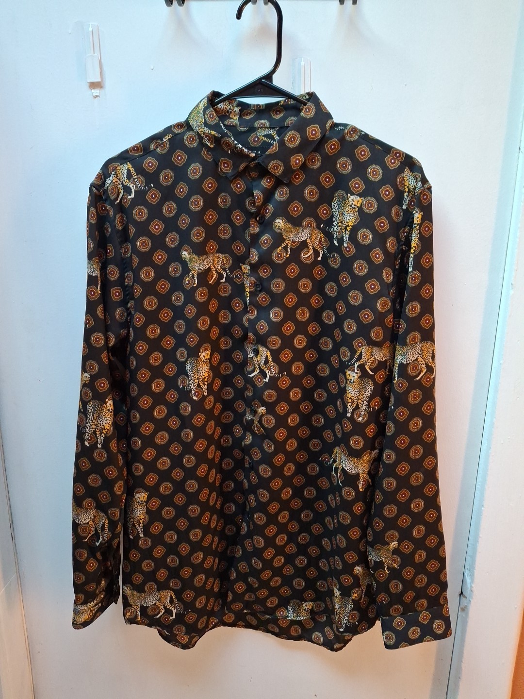 Zara Man Size Large Black With Cheetah Print Button Down Shirt