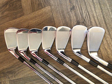 Kirkland Signature Right-Handed Iron Set 4-9 (7 Clubs) Steel Regular Flex