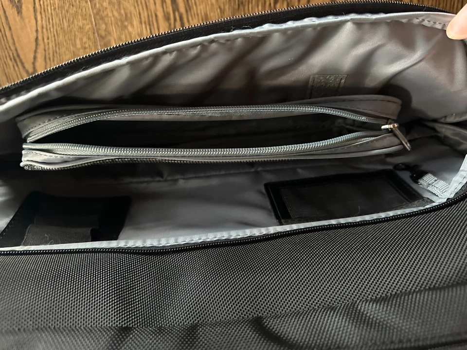 HP Laptop Bag with Adjustable Shoulder Strap ~ Canvas - Image 2 of 4