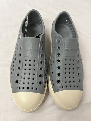 Native Adults Jefferson Slip On Sneaker/Water Shoes Bottle Cap Grey M 6/W 8 New