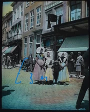 Photo MIDDELBURG WOMEN & CHILDREN IN MARKETPLACE C1920 Magic Lantern Slide