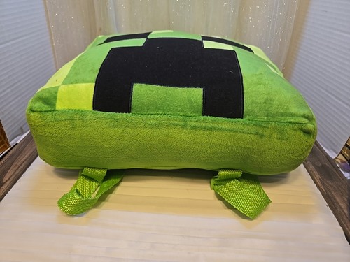 Minecraft Pillow Backpack Plush Stuff Animal Creeper Green 12"x12" Mojang NEW - Picture 4 of 4