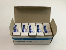 NEW GOULD SHAWMUT BOX OF 10 GPM-A PANEL MOUNT FUSE HOLDER