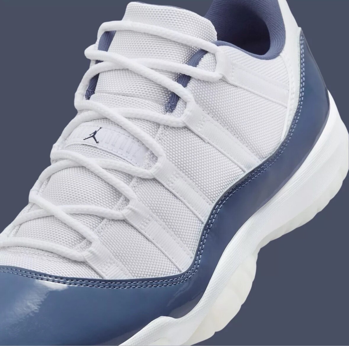 Nike Air Jordan 11 Retro Low 2.5Y PreSchool 'Diffused Blue