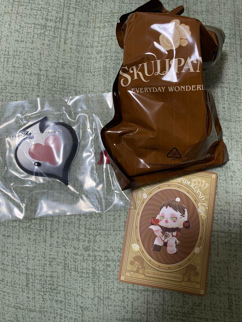 POP MART x SKULLPANDA Everyday Wonderland The Cold-Hearted