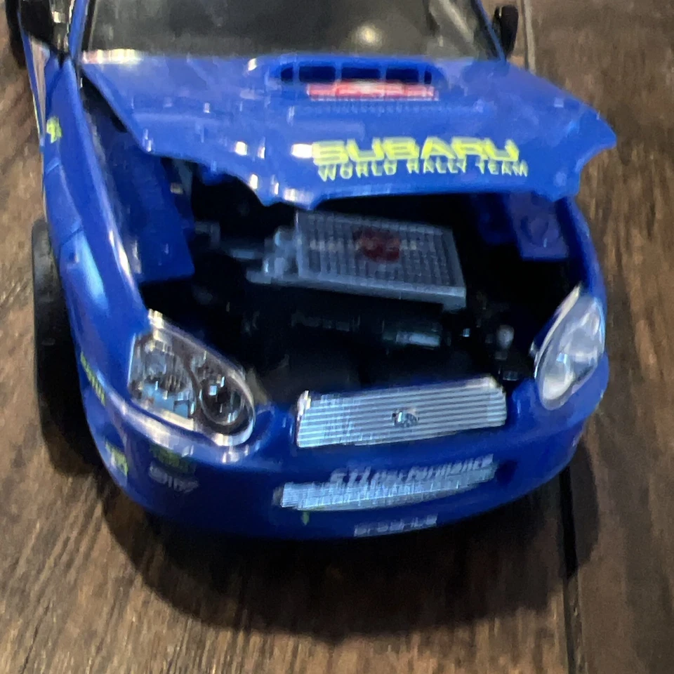 Smokescreen Completo Escala 124 Alternadores Transformers Subaru WRX STI Foto 4 de 4