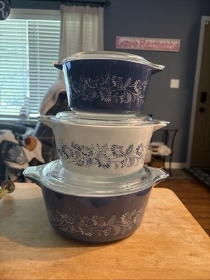 Vintage PYREX Colonial Mist Cinderella Casserole Set Of 3 With Lids 473/474/475