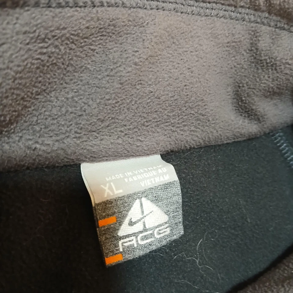Chaqueta Nike ACG Para Hombres XL Gris Softshell Forrada de Vellón Cremallera Completa Exterior Senderismo Foto 3 de 4