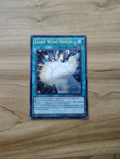 Yu-Gi-Oh! - Light Wing Shield - Ultra Rare / Holo - DUSA-EN039
