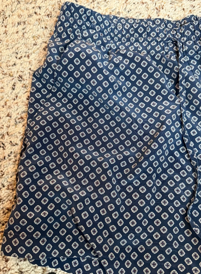 Pantalones cortos Theory Kinzie 100 % seda para mujer talla pequeña cordón azul oscuro geométrico Foto 3 de 4