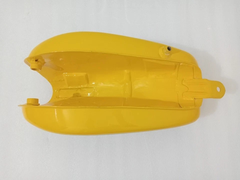 YAMAHA YZ80 YZ80A YZ80 Model 1974 To 1979 Fuel Petrol Yellow