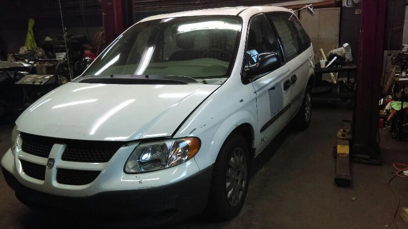 01-03 Dodge Caravan AC Condenser 4 Cylinder - Image 4 of 4