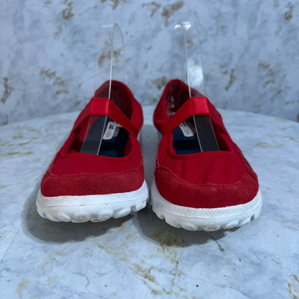 Tênis Skechers GoWalk Feminino Tamanho 8.5 Vermelho Branco Conforto Mary Jane - Imagem 2 de 4