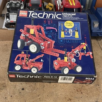 Vintage Old LEGO TECHNIC Set: #8044 Universal Pneumatic Set w/ Instructions