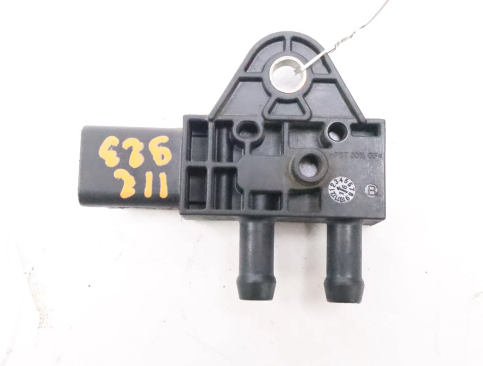 Capteur pression échappement occasion CITROEN C5 I Phase 2 - 1.6 HDi 110ch - - Photo 4/4