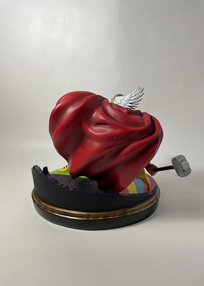 Estatua de resina Thor escala 1/2 edición limitada Foto 3 de 4