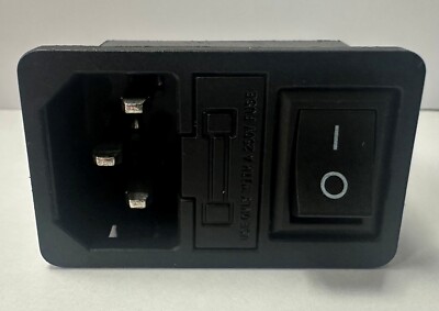 IEC C14 Inlet Panel Mount Connector abgesichert und geschaltet 10A 250V