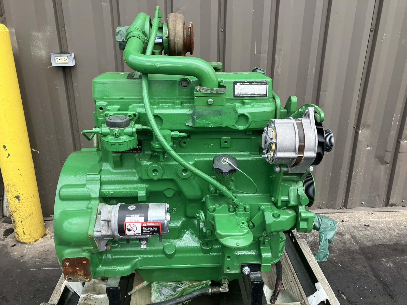 GOVERNMENT SURPLUS JOHN DEERE 4045T TURBO DIESEL ENGINE | eBay