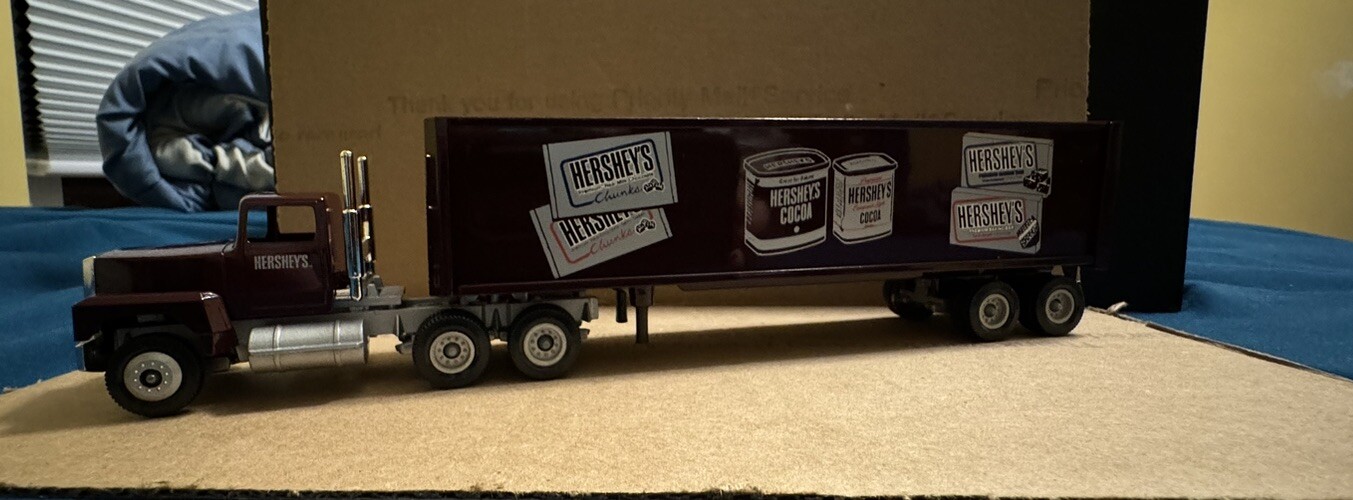 Hershey 90 Winross Truck Box with Chocolate Cocoa