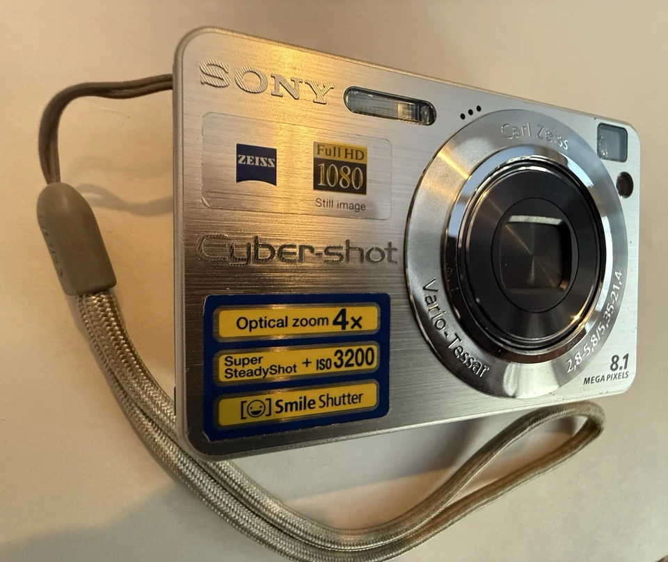 Sony Cyber-shot DSC-W130 Super Steady Shot Camera - Image 2 of 4