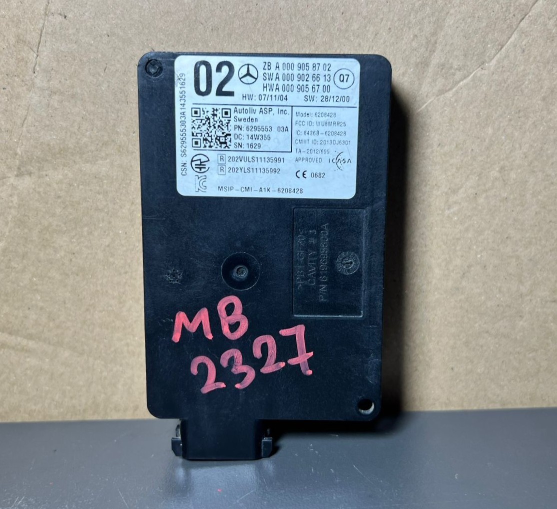 Mercedes W205 W222 Bumper Blind Spot Radar Distance Sensor Module A000 9058702