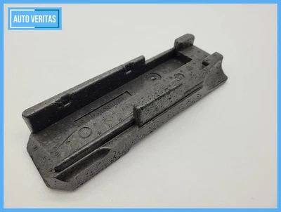 Original Mercedes-Benz C-Class (W203) cover fuse box A2036901430 - Image 1 of 4
