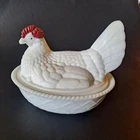 Vintage Westmoreland 7” Milk Glass Hen On Nest  Split Tail Farm House Country