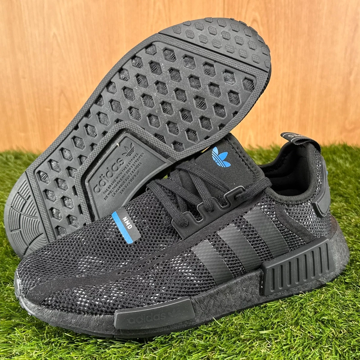 adidas gazelle silver green womens Adidas NMD_R1 
