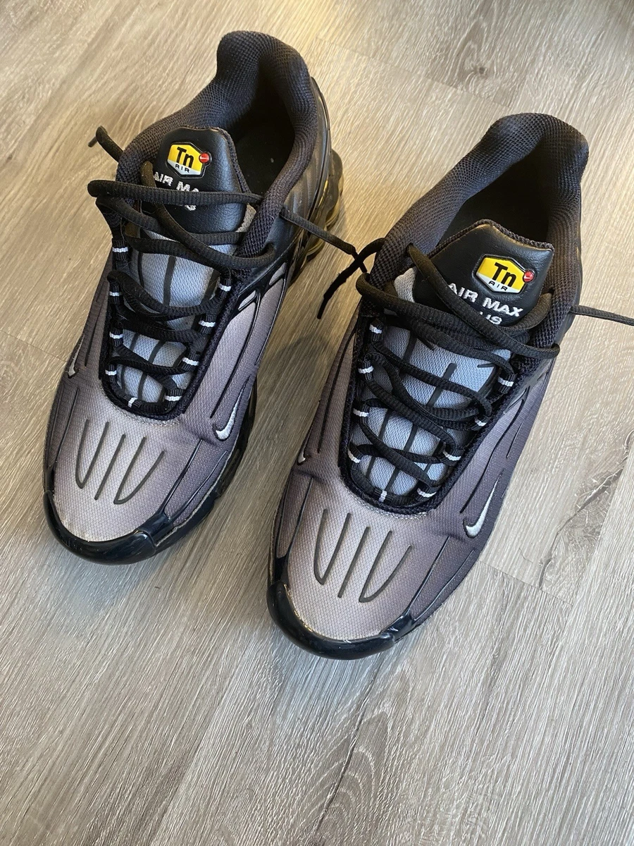 Preços baixos em Nike Air Max Plus 3 OG Wolf Grey | eBay