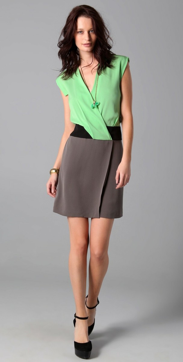 Diane Von Furstenberg Nori Colorblock Silk Crepe Faux Wrap Diane Von Furstenberg Nori Colorblock Silk Crepe Faux Wrap