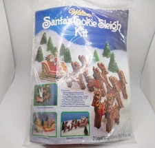 Vintage Christmas Wilton Santas Cookie Sleigh Kit Complete MCM 1983 New Sealed