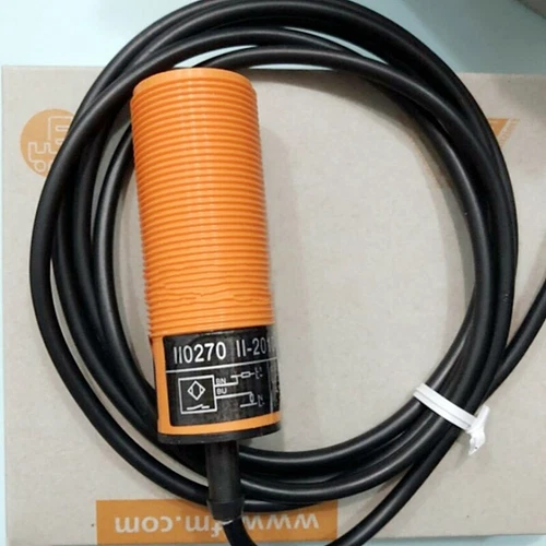 1 Stück Neu für IFM Näherungsschalter Sensor II0270 II-2010-ABOA - Bild 1 von 3