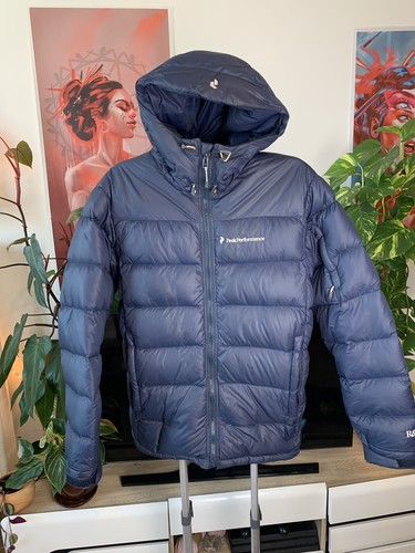 Peak Performa nce Frost Down Jacket 