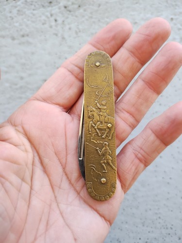 VINTAGE JAPANESE BRASS NOVELTY FIGHTING SOLDIER FOLDING POCKET KNIFE, RARE, VG! - Picture 5 of 15