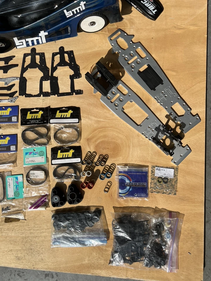 1/8 Rc BMT 081 Rally Game 1/8 Rc Car 8s Carbon Fiber RTR Lots Of Parts Included! - Image 3 of 4