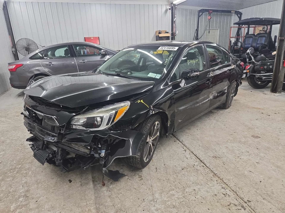 Used Air Cleaner Assembly fits: 2015 Subaru Legacy 3.6 Grade A - Image 4 of 4