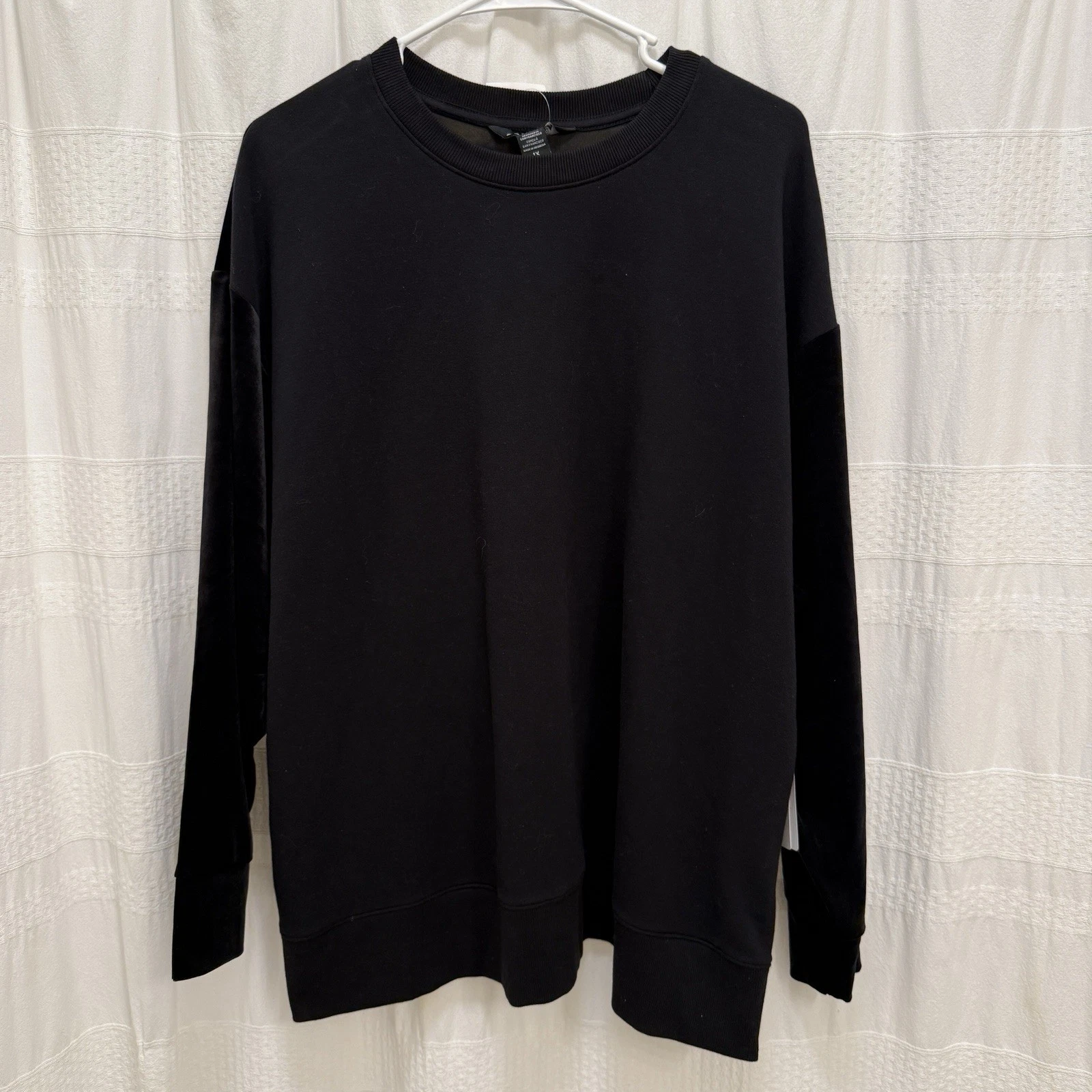 NWT Athleta Retroplush Velvet Crewneck Sweatshirt Black Womens 1X