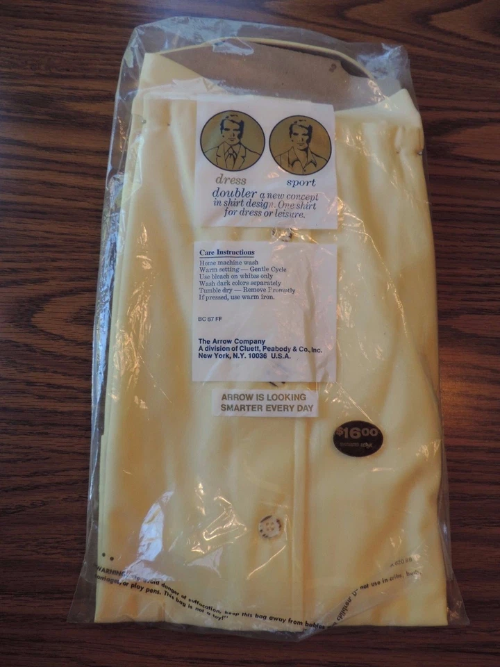 CAMISA DE VESTIR CON BOTONES DE FLECHA VINTAGE 60 s/70 s AMARILLA MANGA CORTA Talla 16 NUEVA DE STOCK Foto 2 de 3