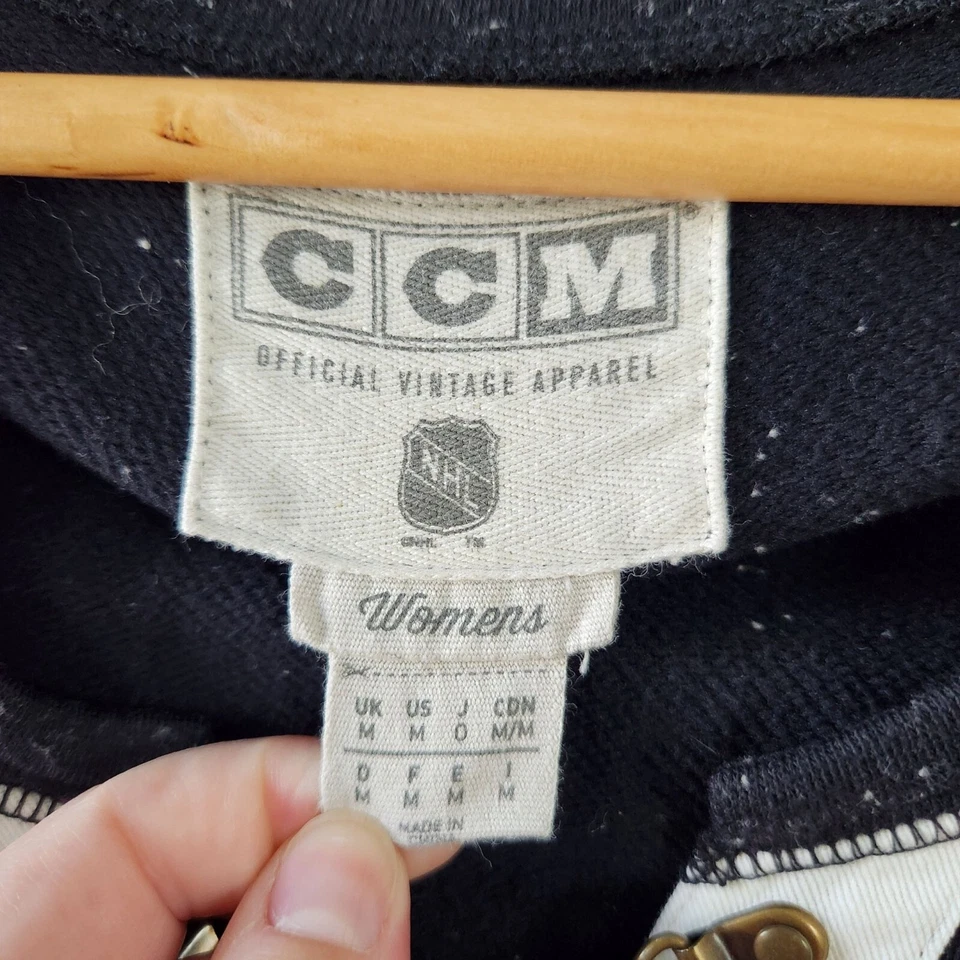 Camisa CCM NHL para mujer talla mediana Chicago Blackhawks punteras con cordones Foto 3 de 4