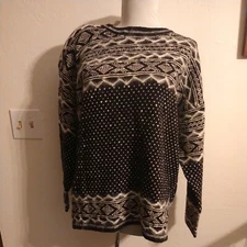 NWT New York Style Fuzz Vintage Style Knit Black/White Sweater LG