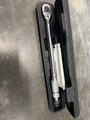 3/8 Inch Drive Pittsburgh Pro Click Type Reversible Torque Wrench 