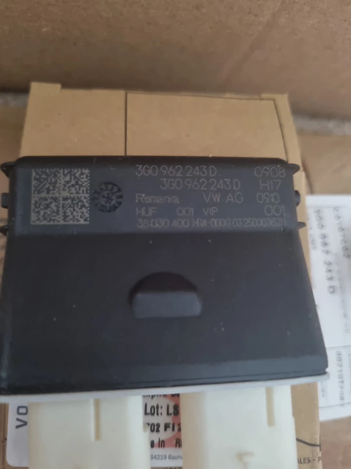 3G0962243D VW Audi Control Unit Tailgate Opener Brand New - Image 2 of 2